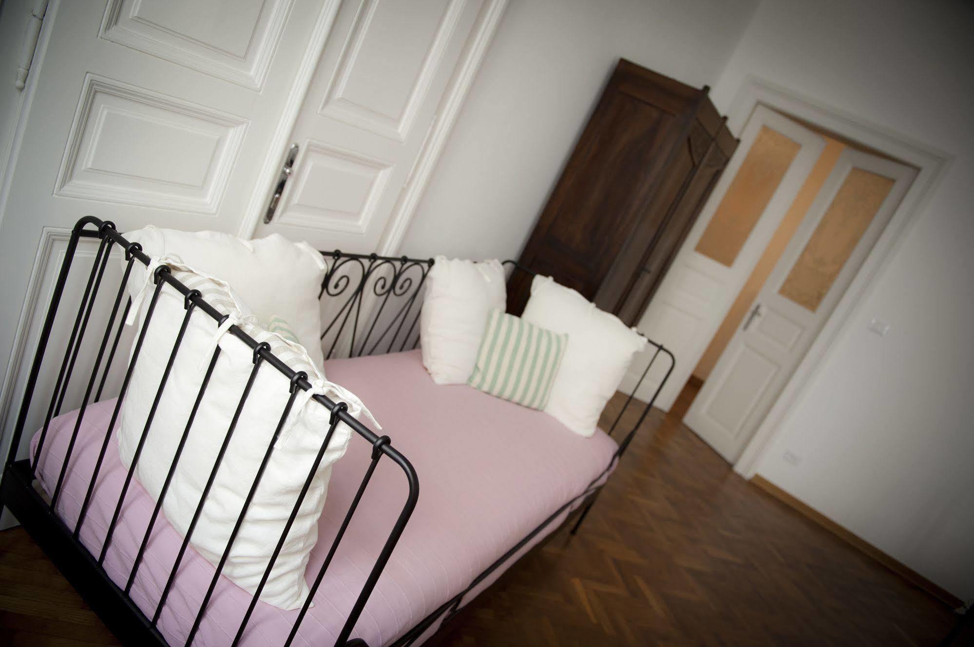 Domus Liberta - Boutique Rooms Triest Exterior foto