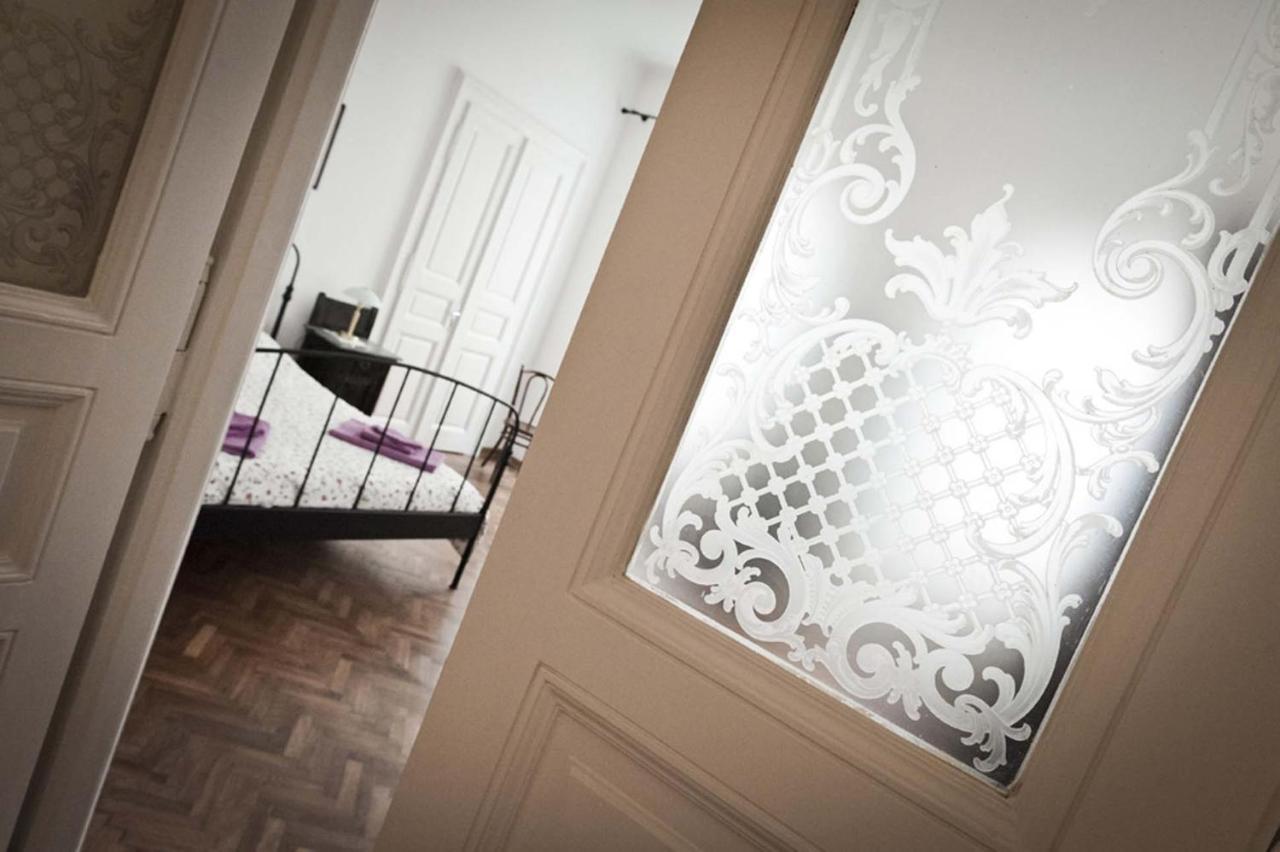 Domus Liberta - Boutique Rooms Triest Exterior foto